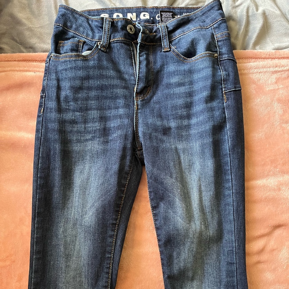 skinny jeans